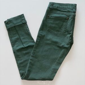 NEVER WORN - Hunter green skinny jeans